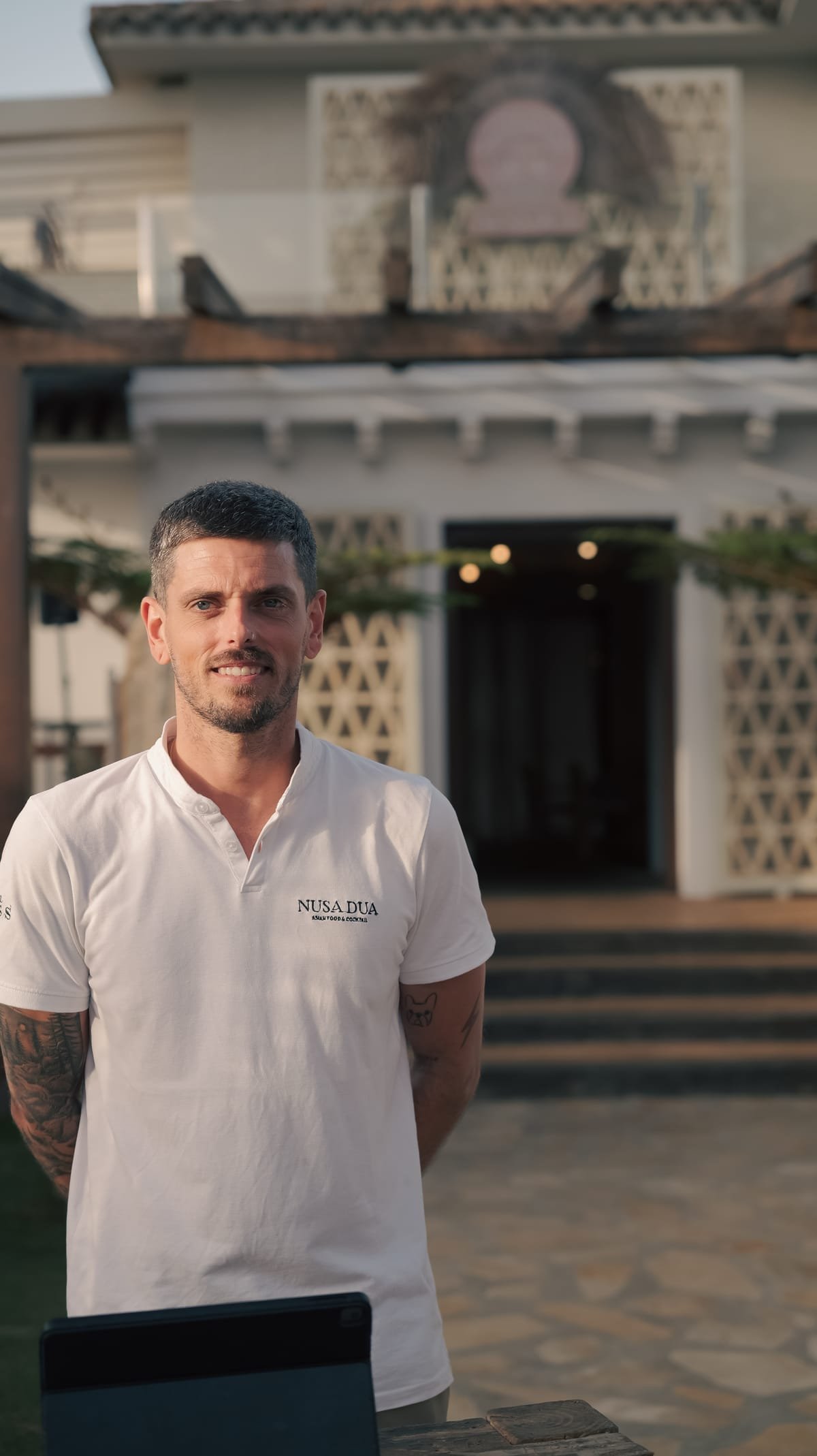 Equipo de NUSA DUA en su restaurante de La Barrosa (Chiclana)